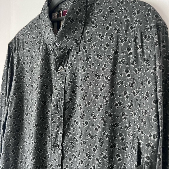 Ben Sherman Charcoal Floral Patterned button down dress shirt men’s medium NWOT - Picture 3 of 6
